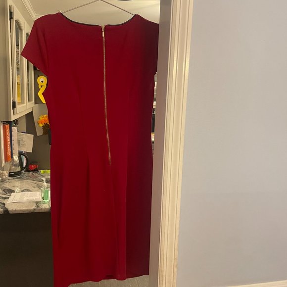 Red Dress Spense Size 10 - Picture 8 of 10